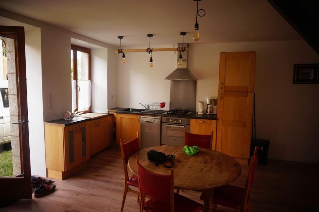 Belle Maison De Campagne Henon Exterior photo