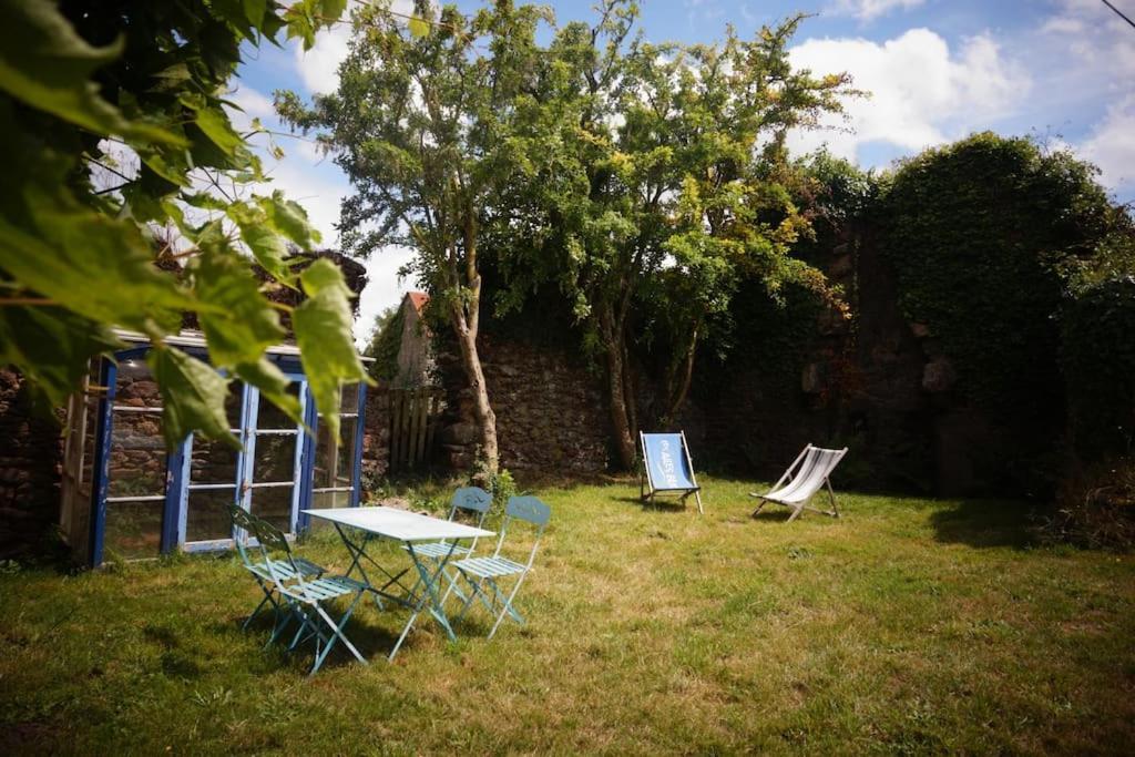 Belle Maison De Campagne Henon Exterior photo